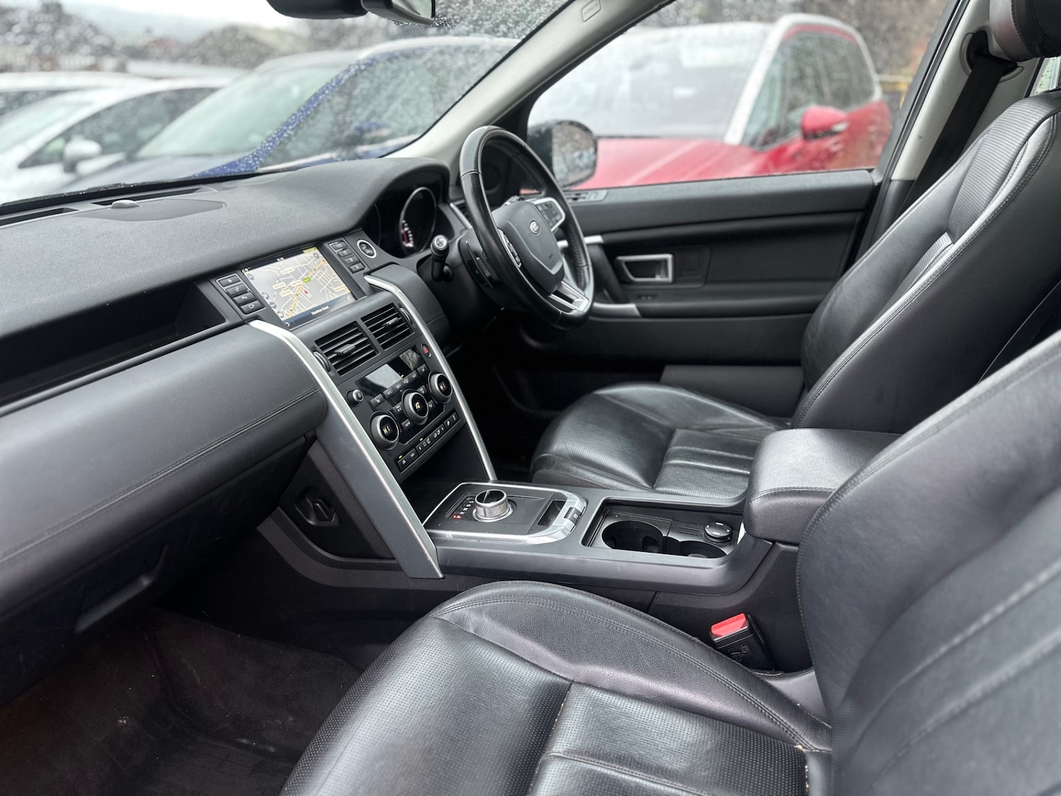 Used Land Rover Discovery Sport 2016 for sale - 77367192: Photo 5