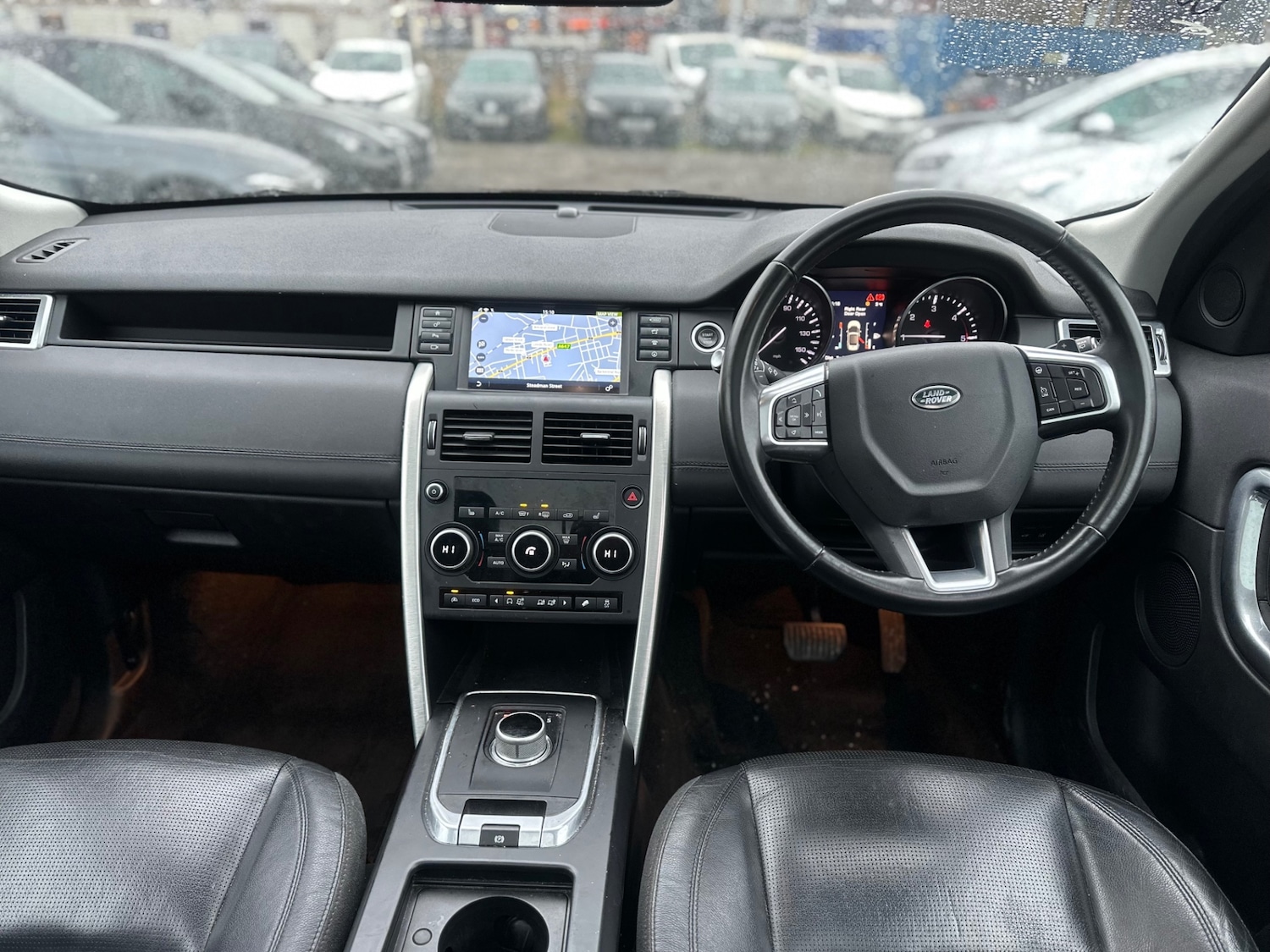 Used Land Rover Discovery Sport 2016 for sale - 77367192: Photo 6