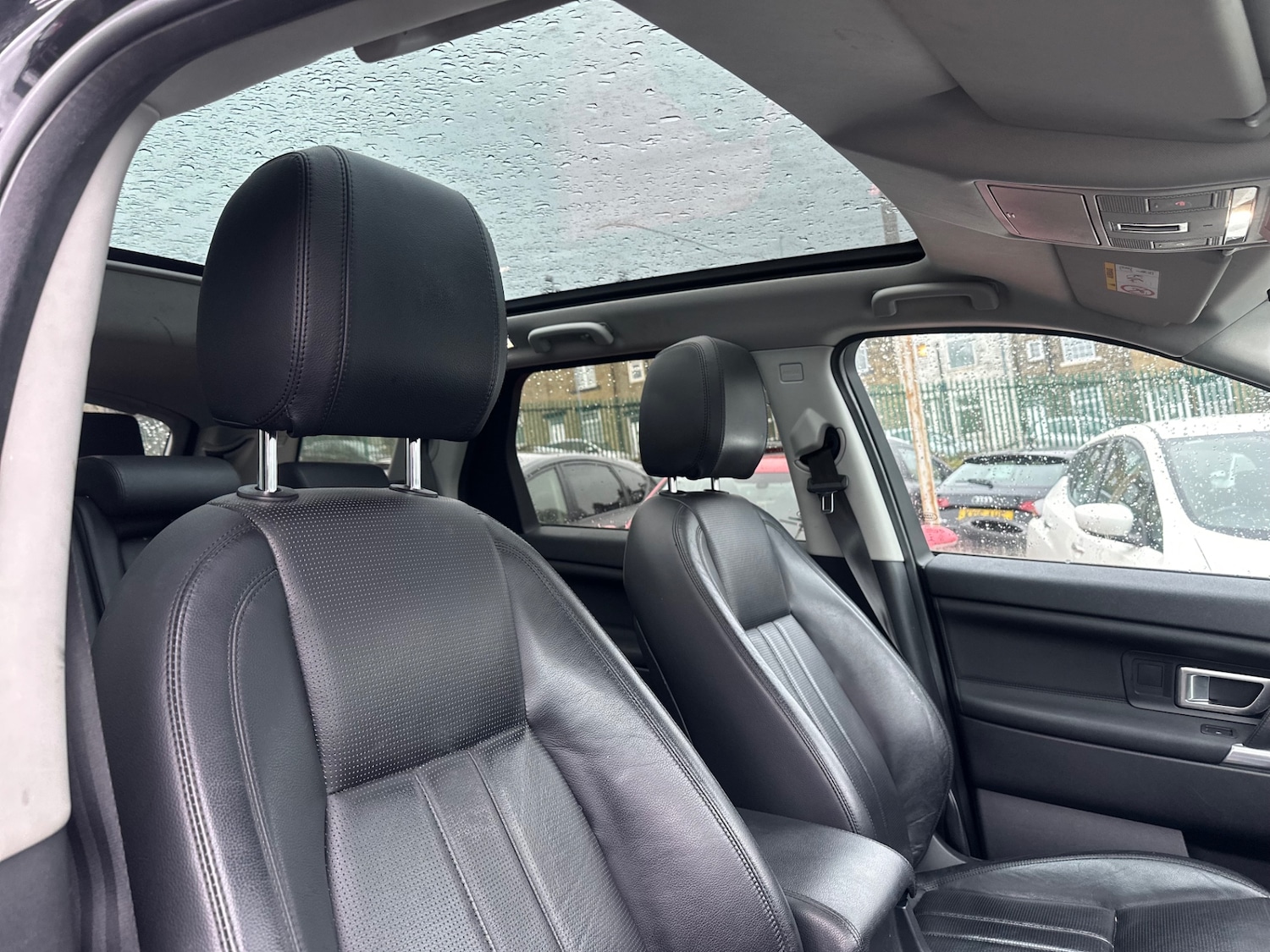 Used Land Rover Discovery Sport 2016 for sale - 77367192: Photo 7