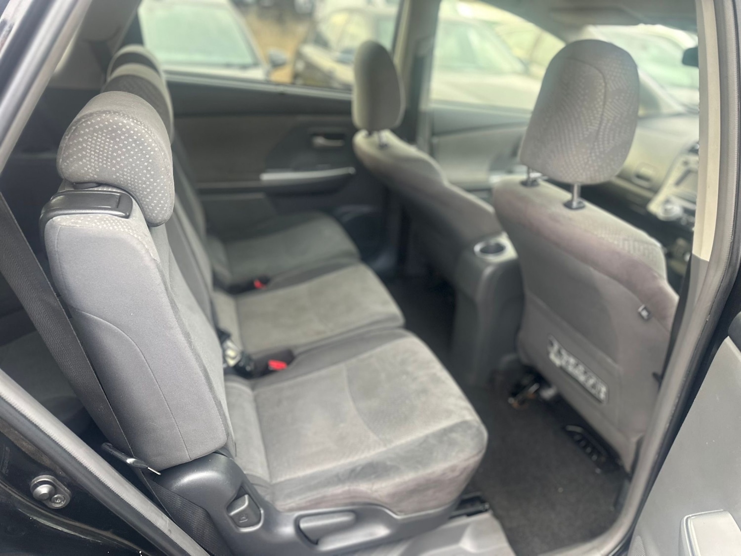 Used Toyota Prius+ 2013 for sale - 77290417: Photo 6