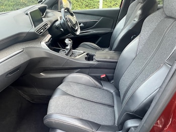 Used Peugeot 3008 2017 for sale - 76321964: Photo