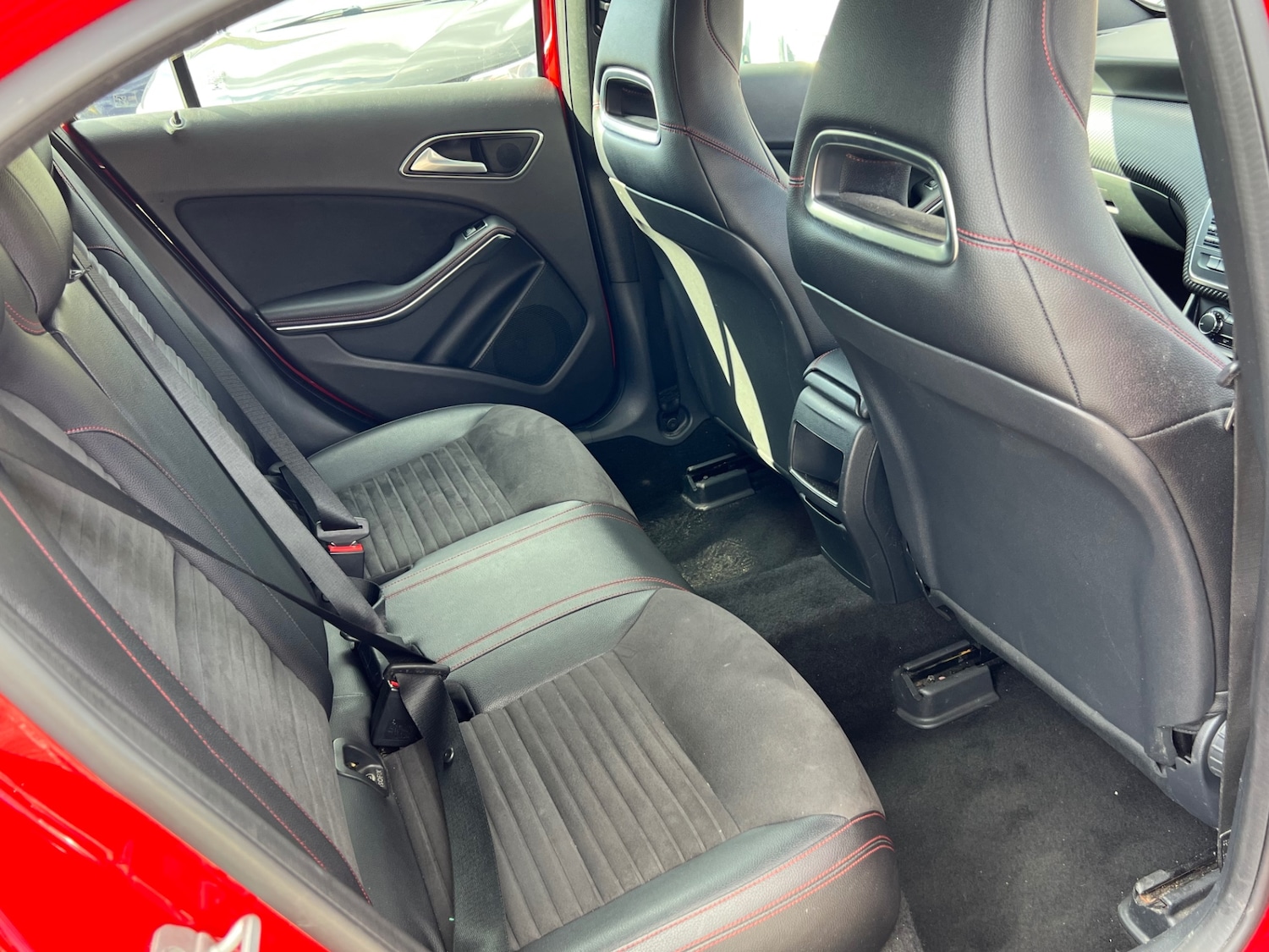 Used Mercedes-Benz A-Class 2015 for sale - 76288668: Photo 4