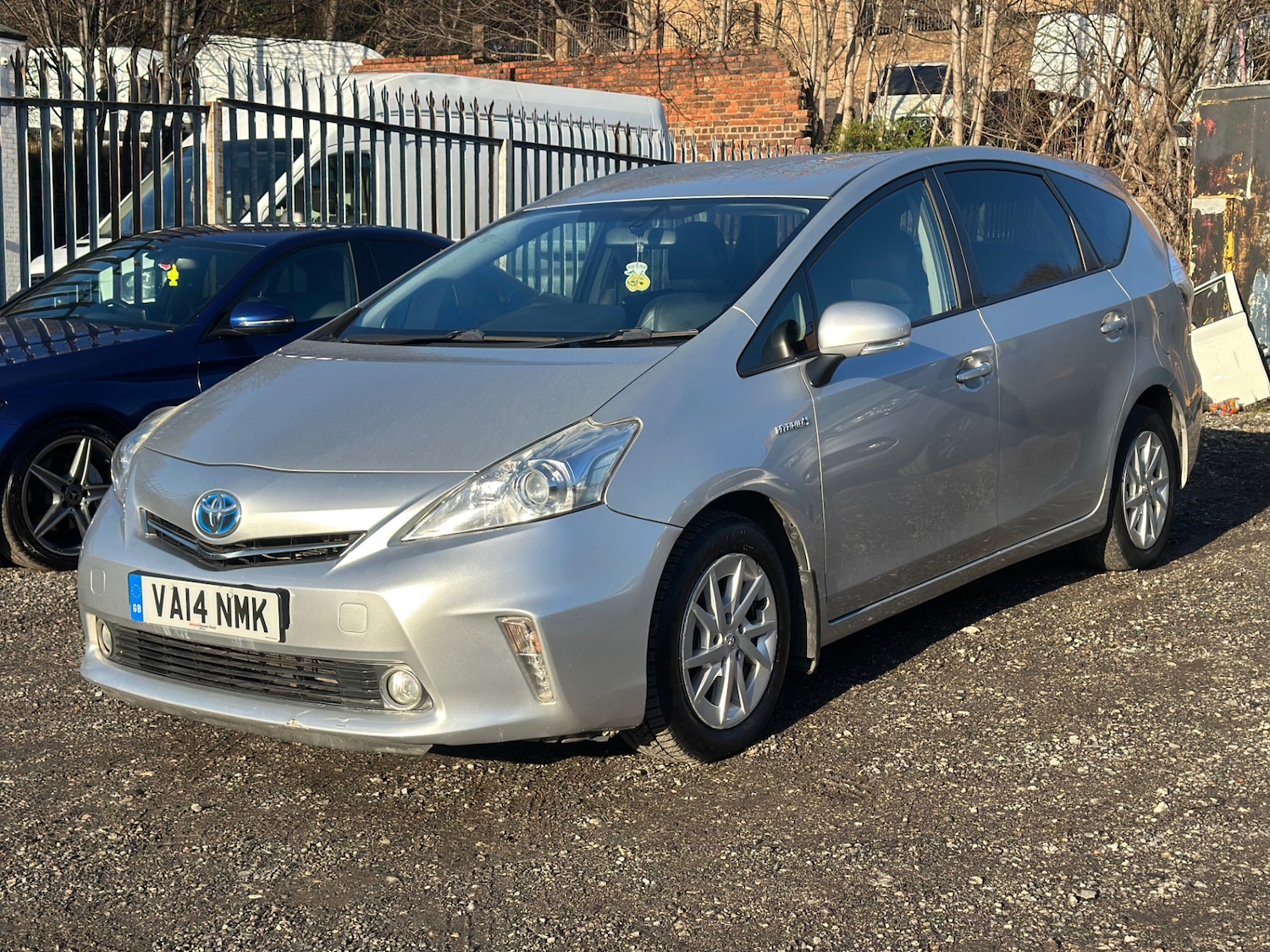 Used Toyota Prius+ 2014 for sale - 77162005: Photo 2
