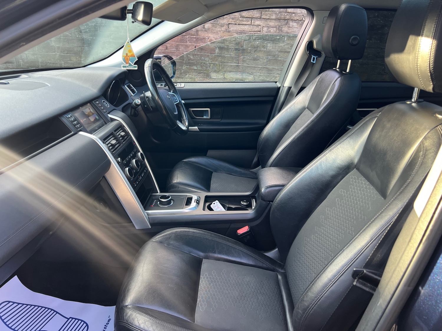 Used Land Rover Discovery Sport 2016 for sale - 77803239: Photo 4