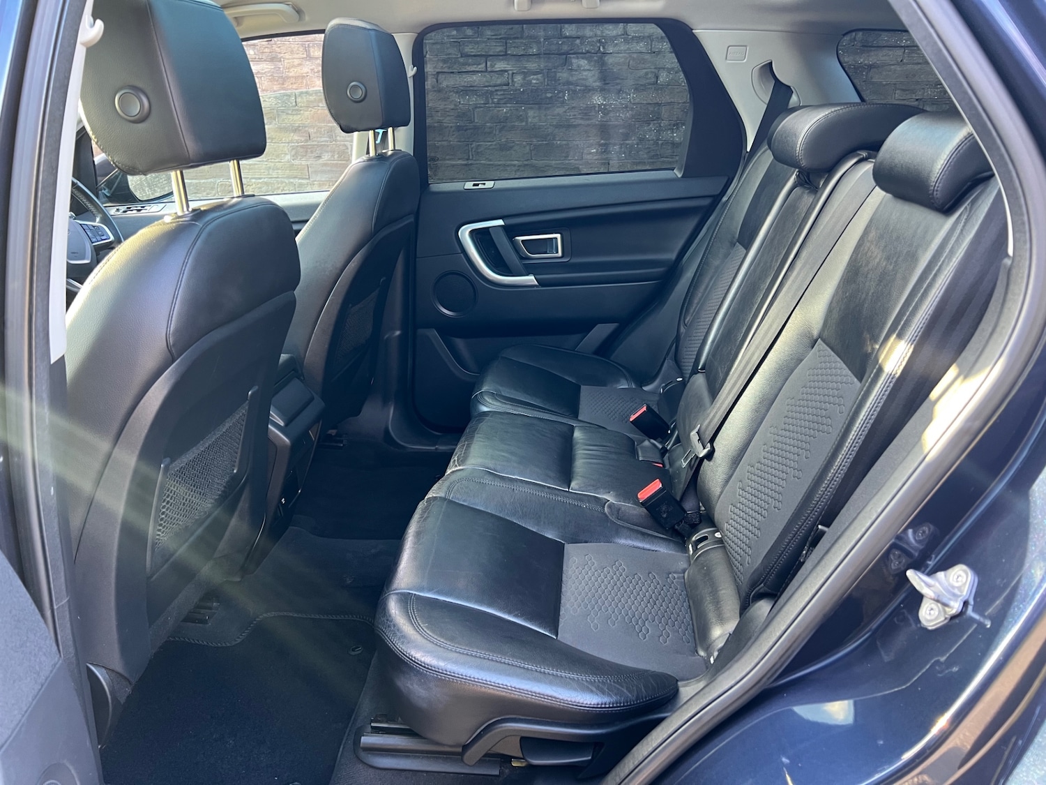 Used Land Rover Discovery Sport 2016 for sale - 77803239: Photo 5