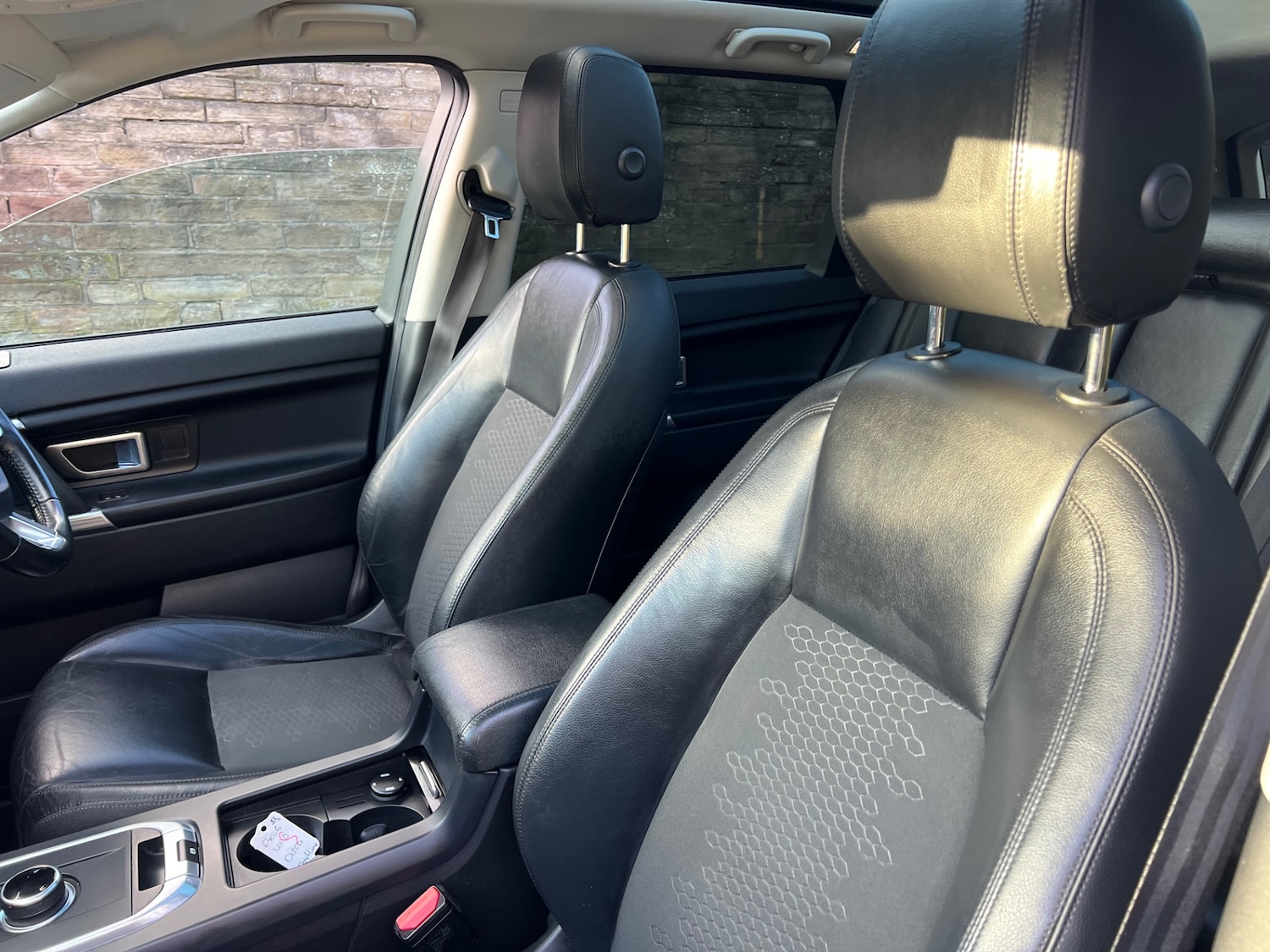 Used Land Rover Discovery Sport 2016 for sale - 77803239: Photo 8