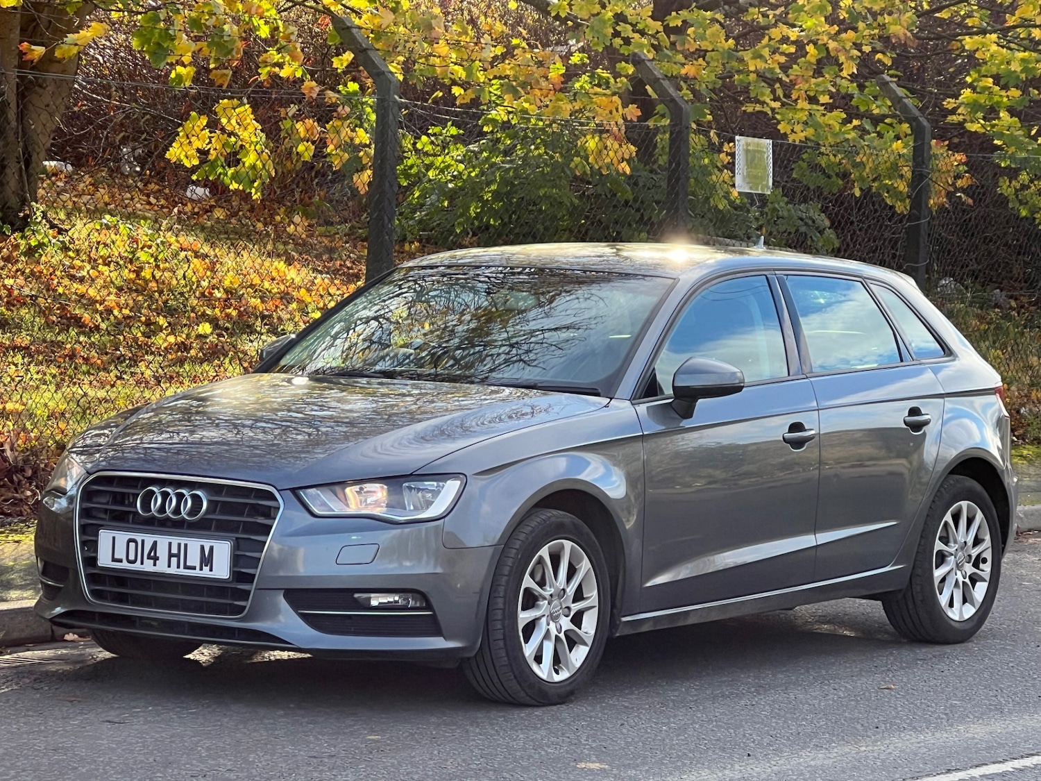 Used Audi A3 2014 for sale - 76383436: Photo 2