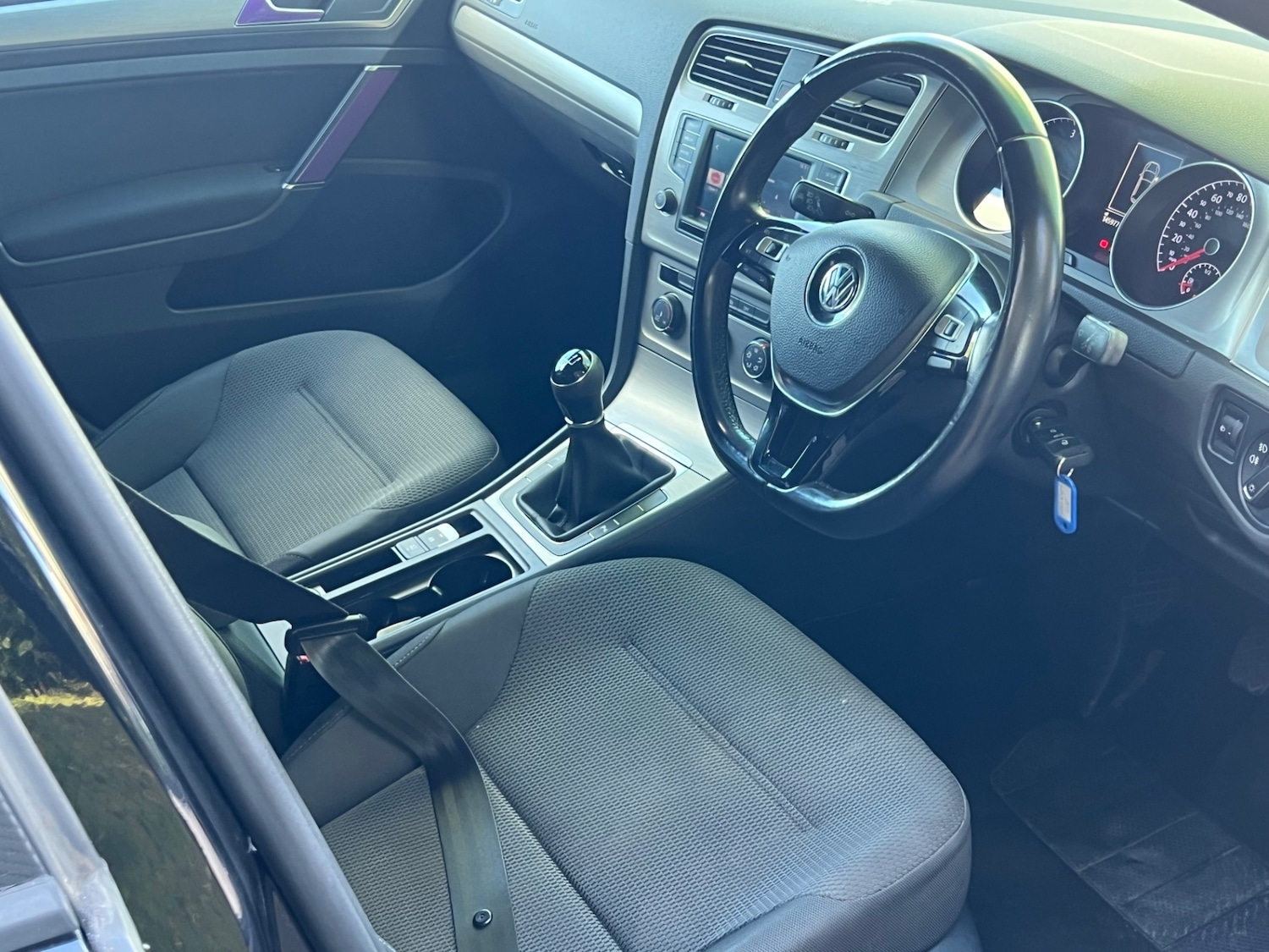 Used Volkswagen Golf 2015 for sale - 76101463: Photo 5