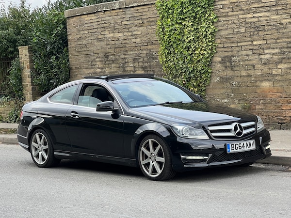 Used Mercedes-Benz C-Class 2014 for sale - 75026103: Photo 2