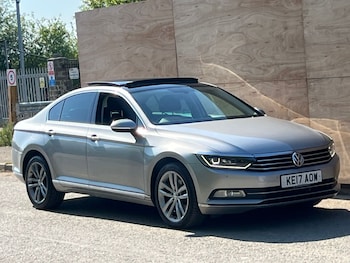 Used Volkswagen Passat 2017 for sale - 78383202: Photo