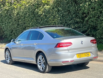 Used Volkswagen Passat 2017 for sale - 78383202: Photo