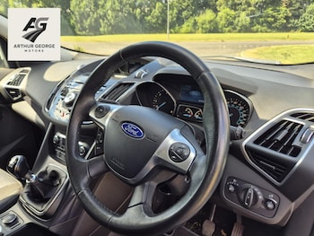 Used Ford Kuga 2014 for sale - 79173641: Photo