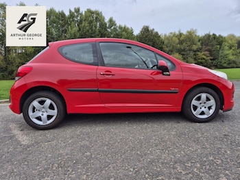 Used Peugeot 207 2010 for sale - 76104892: Photo 2