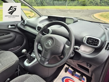 Used Citroen C3 Picasso 2016 for sale - 79344343: Photo
