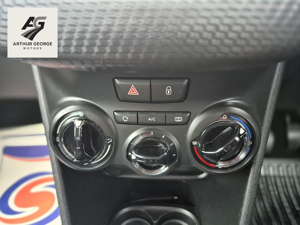 Used Peugeot 208 2015 for sale - 76290601: Photo 13