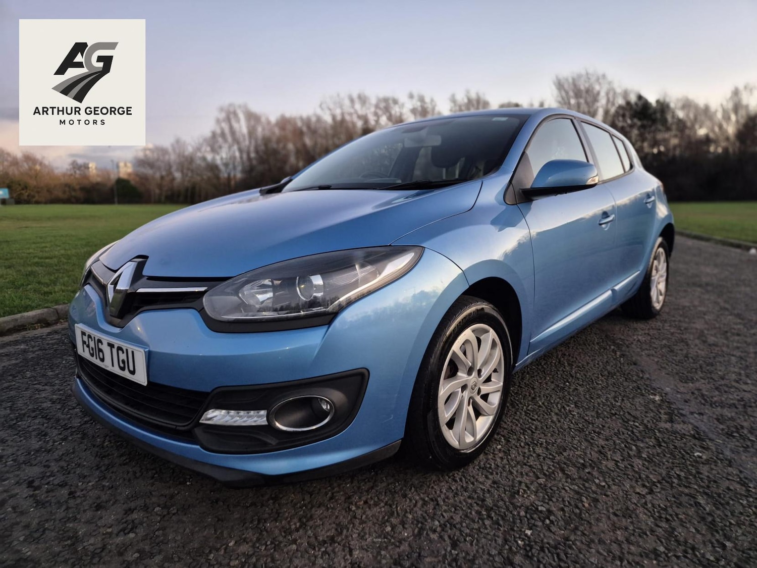 Used Renault Megane 2016 for sale - 77087794: Photo 2