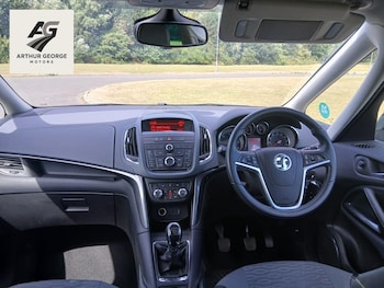 Used Vauxhall Zafira Tourer 2013 for sale - 79483660: Photo