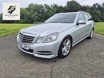 Used Mercedes-Benz E Class 2012 for sale - 78918012: Photo