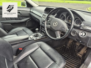 Used Mercedes-Benz E Class 2012 for sale - 78918012: Photo