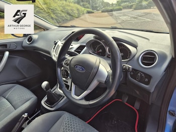 Used Ford Fiesta 2009 for sale - 79391815: Photo