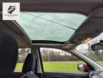 Used Nissan Micra 2013 for sale - 77804024: Photo