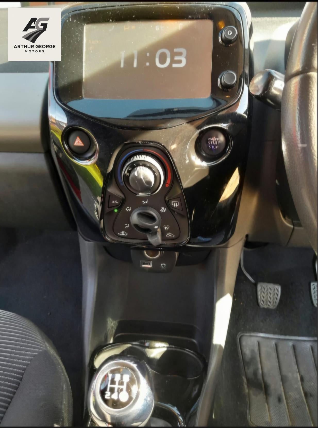 Used Peugeot 108 2014 for sale - 77906985: Photo 3