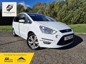 2012 - 2.2 TDCi 200 Titanium 5dr