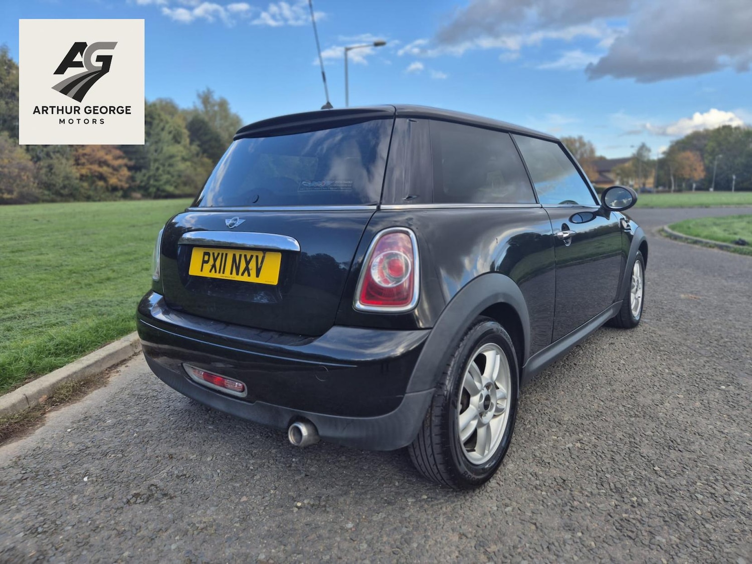 Used MINI Hatch 2011 for sale - 76316998: Photo 10