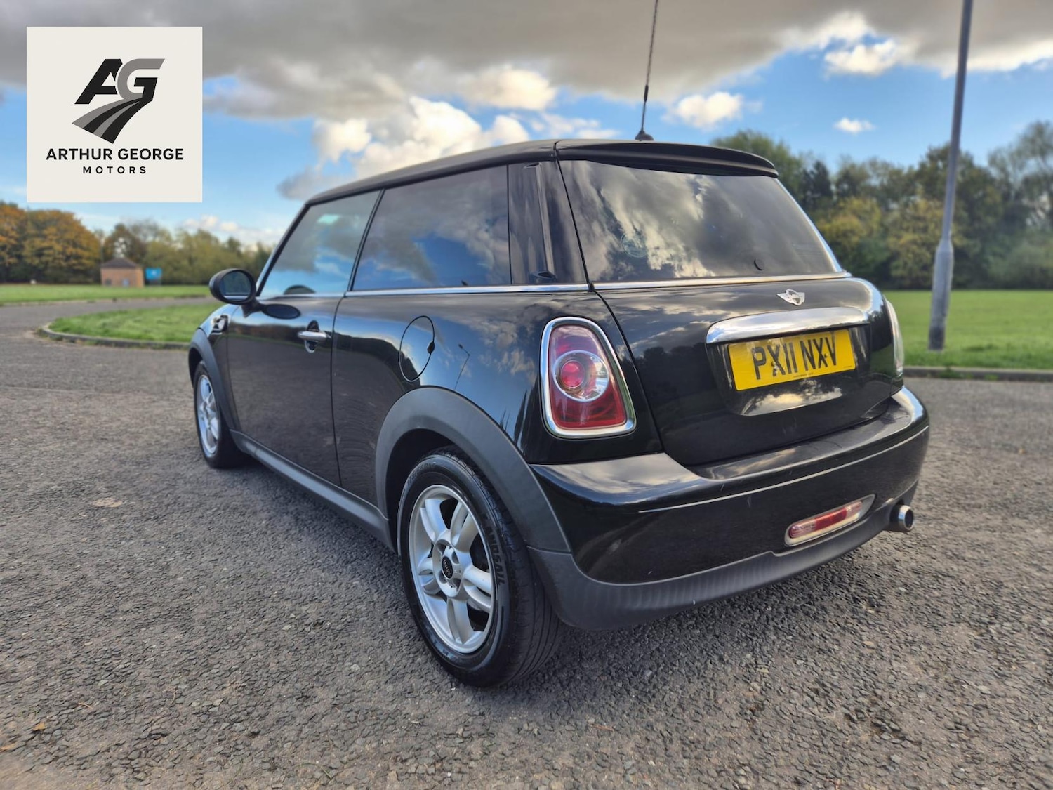 Used MINI Hatch 2011 for sale - 76316998: Photo 12