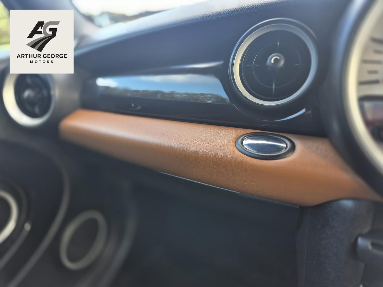 Used MINI Hatch 2011 for sale - 76316998: Photo 21