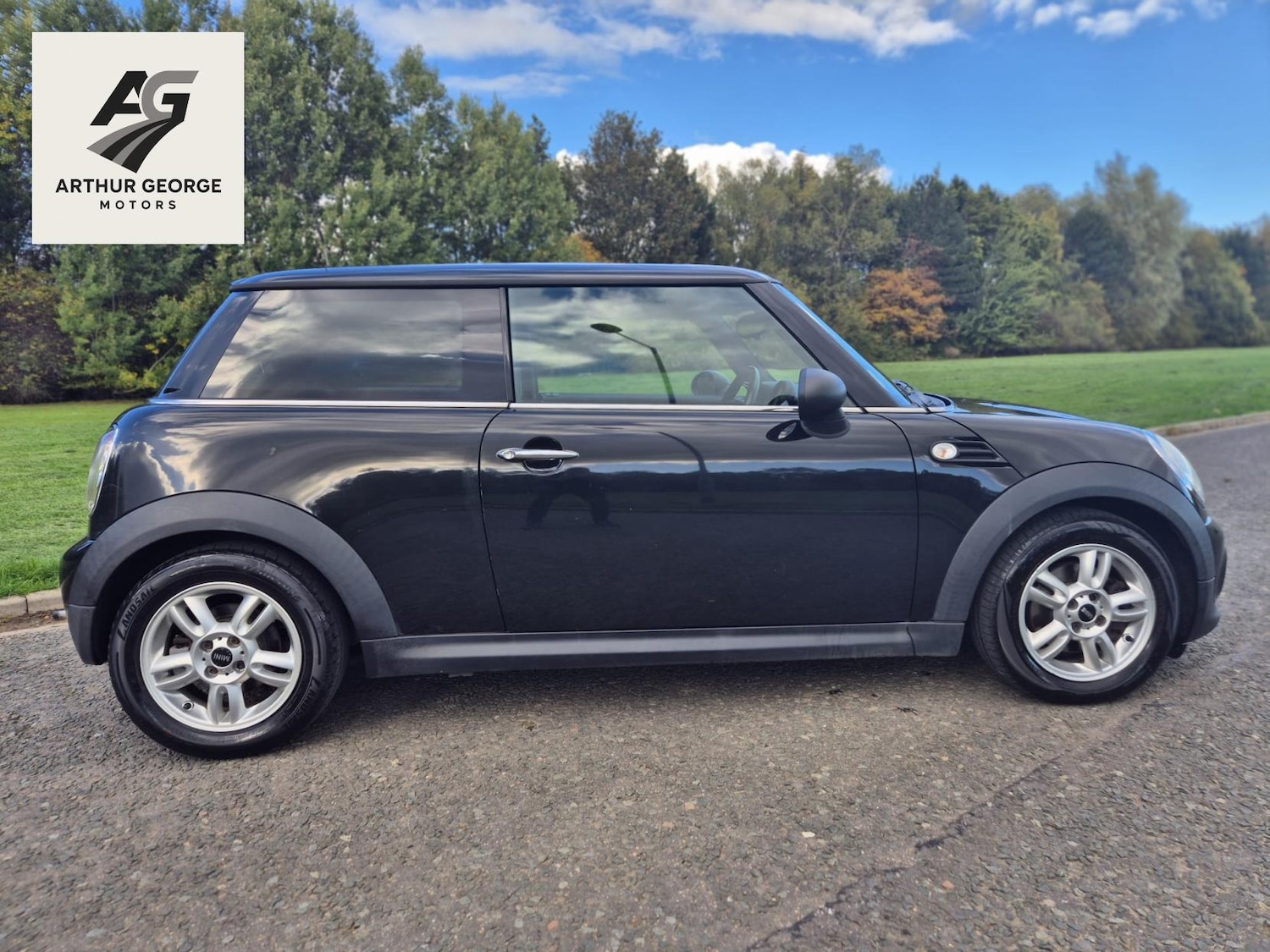 Used MINI Hatch 2011 for sale - 76316998: Photo 4
