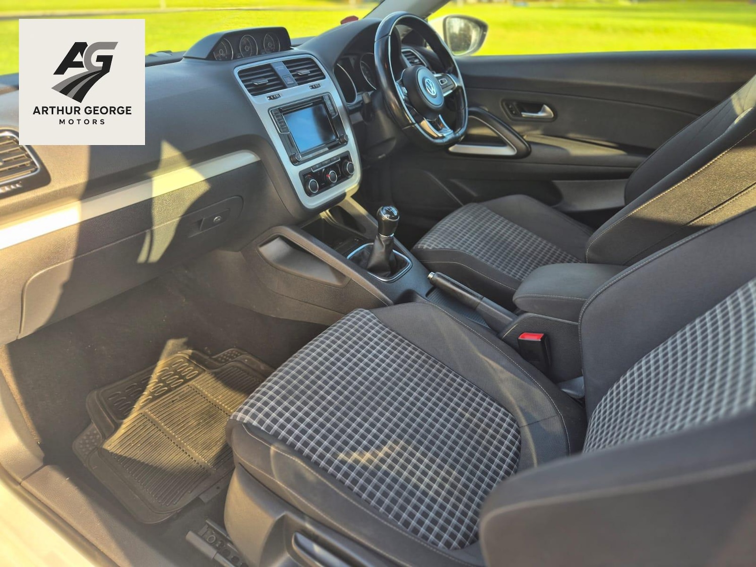 Used Volkswagen Scirocco 2016 for sale - 77198466: Photo 8