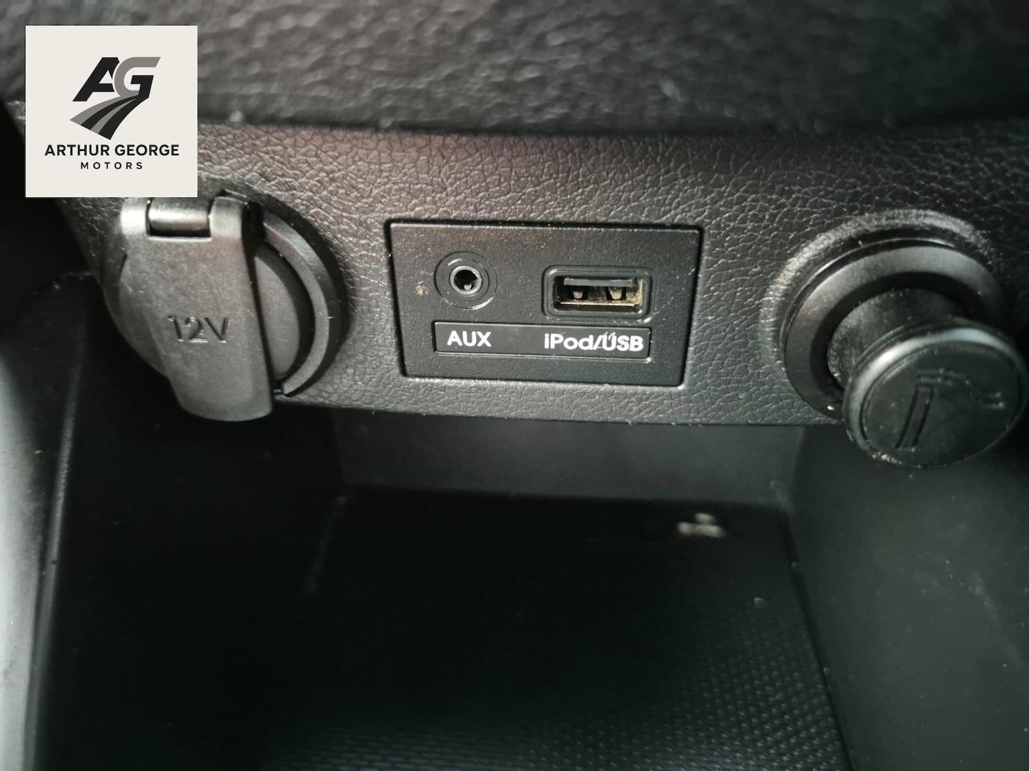 Used Hyundai Veloster 2013 for sale - 77718210: Photo 37