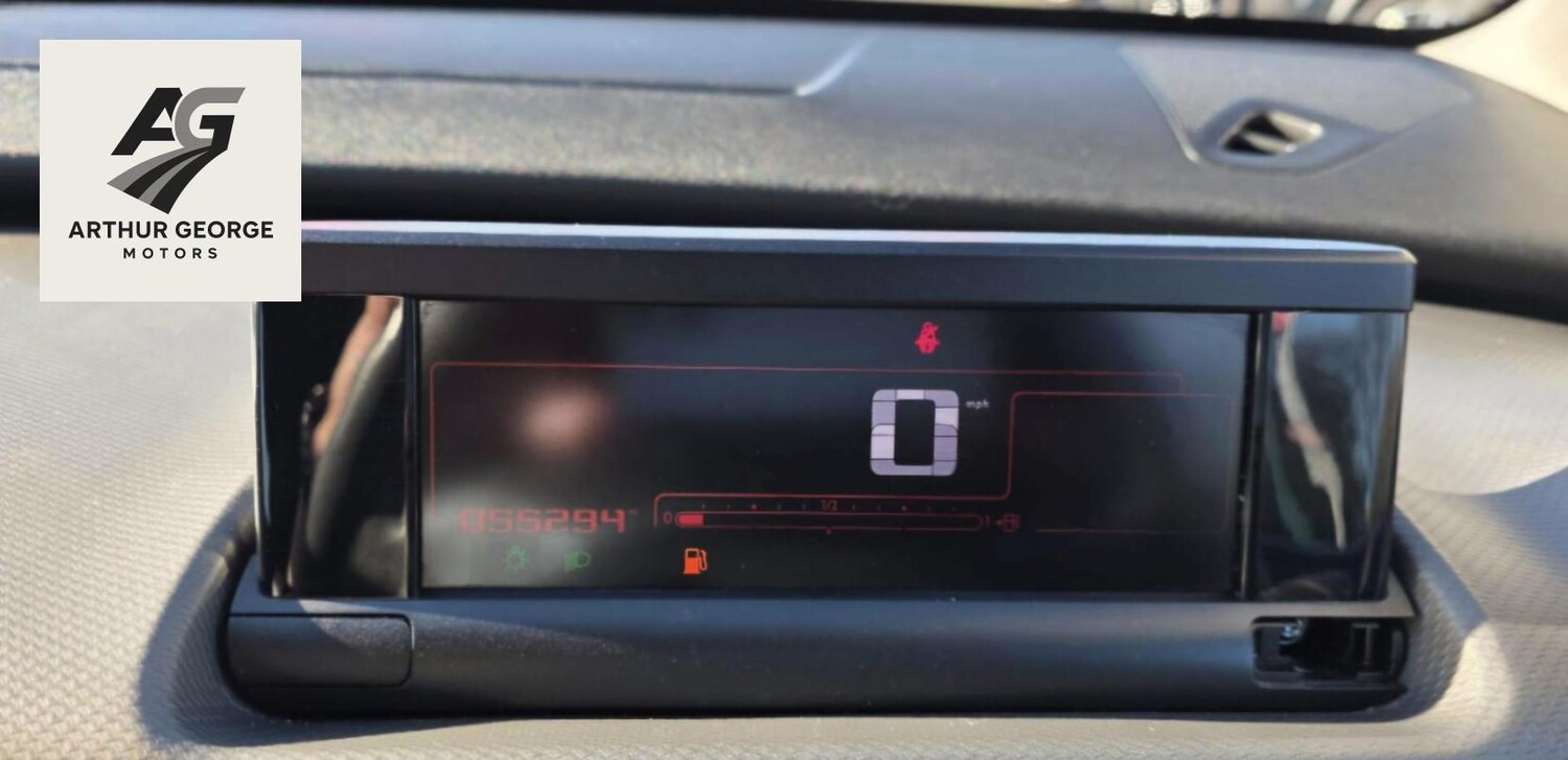 Used Citroen C4 Cactus 2015 for sale - 77584958: Photo 6