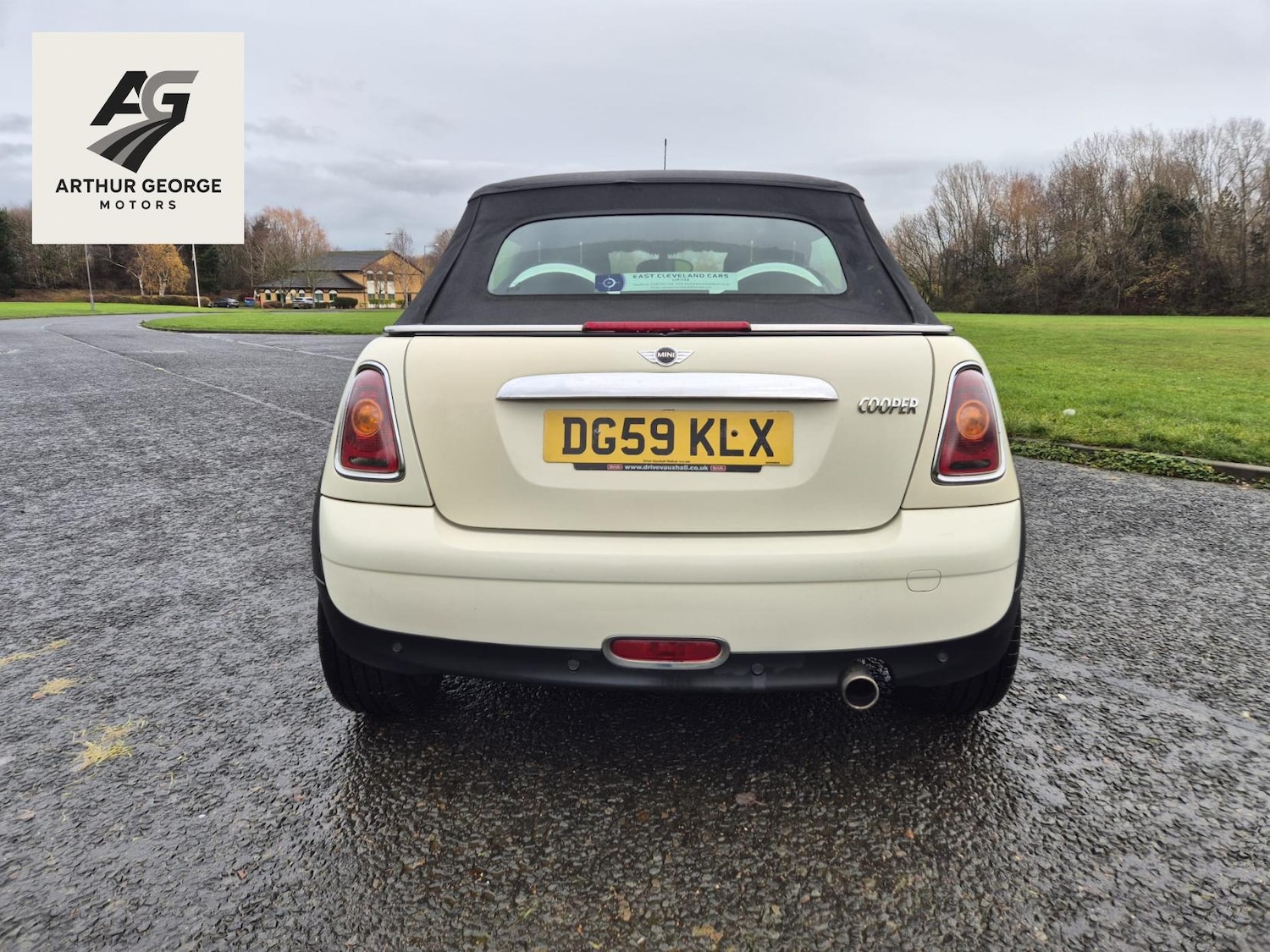 Used MINI Convertible 2009 for sale - 76922272: Photo 12