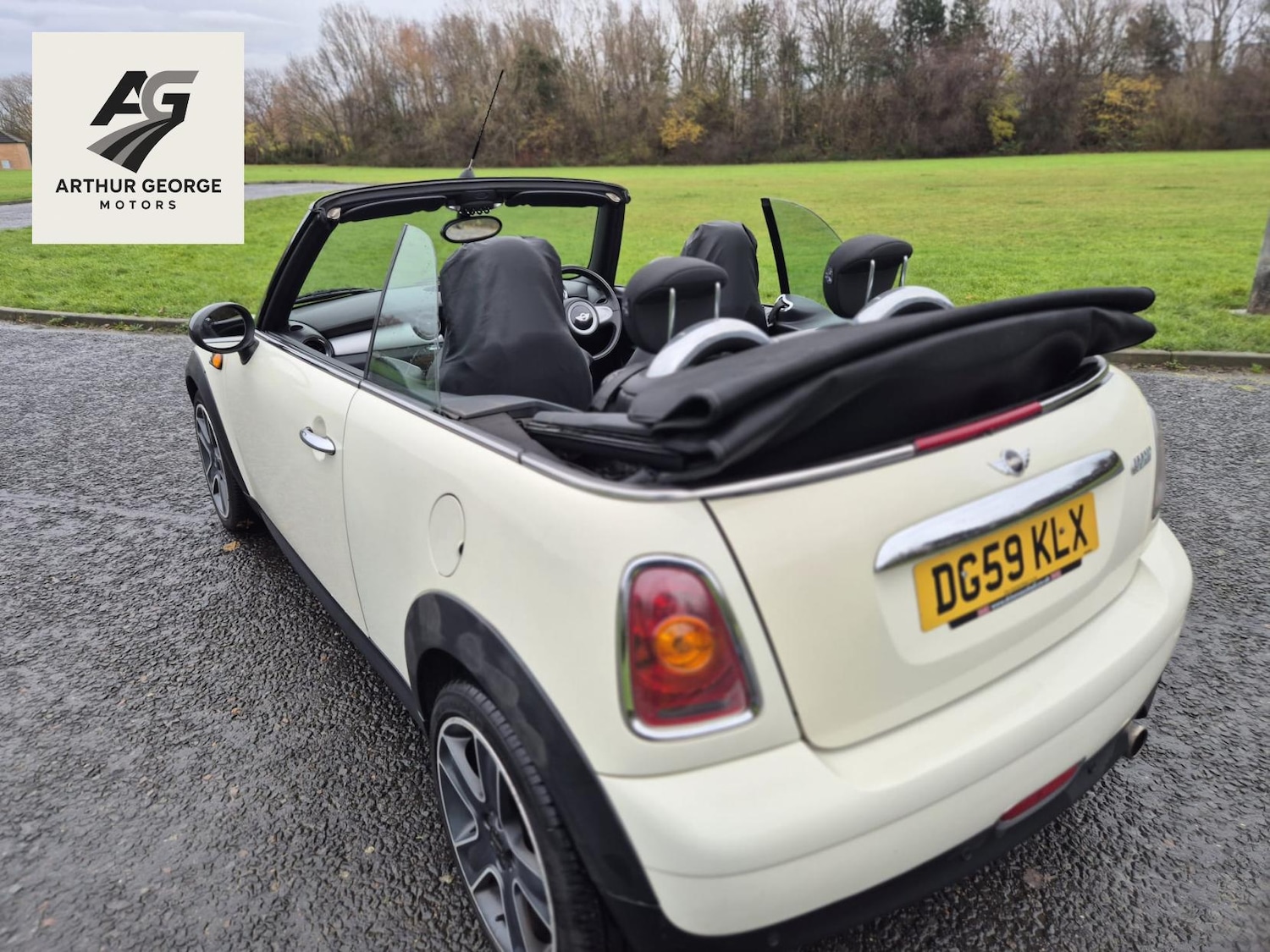 Used MINI Convertible 2009 for sale - 76922272: Photo 14