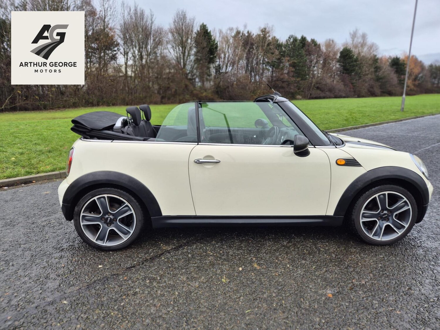 Used MINI Convertible 2009 for sale - 76922272: Photo 20