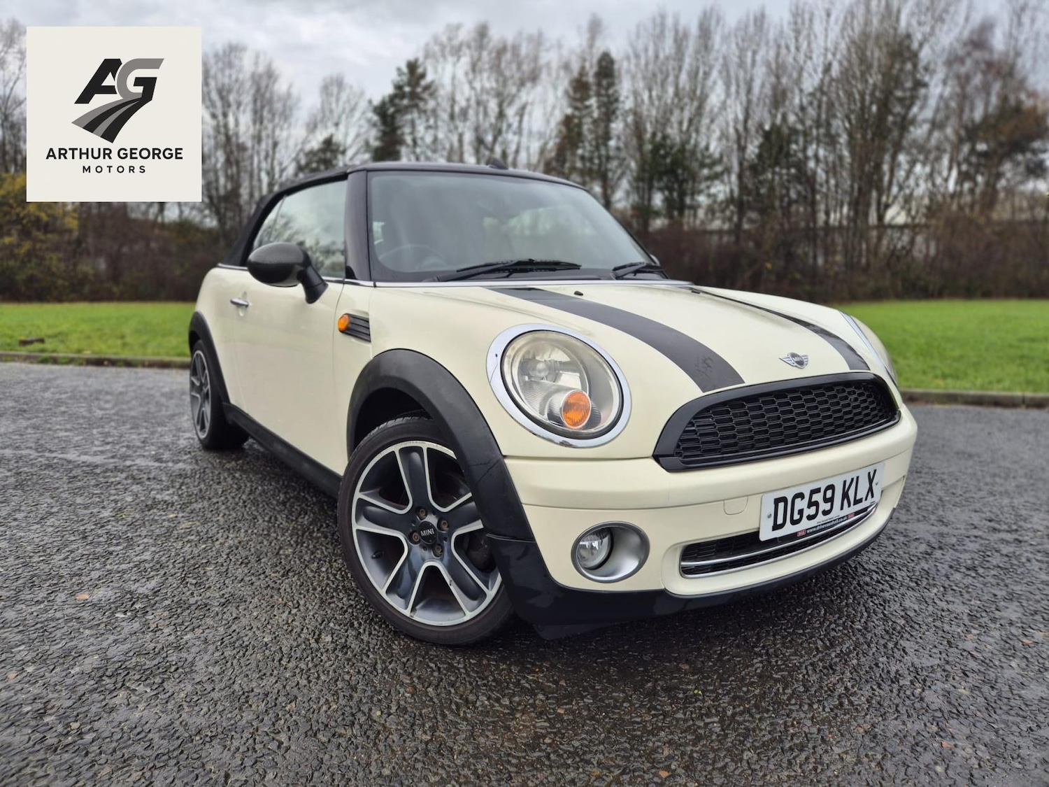 Used MINI Convertible 2009 for sale - 76922272: Photo 5
