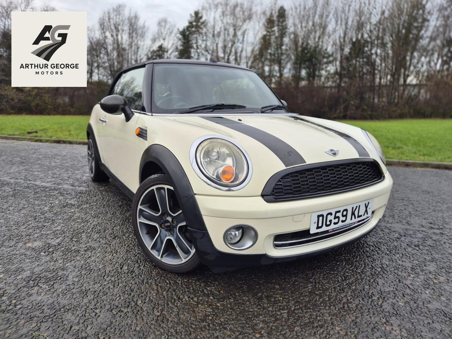 Used MINI Convertible 2009 for sale - 76922272: Photo 6