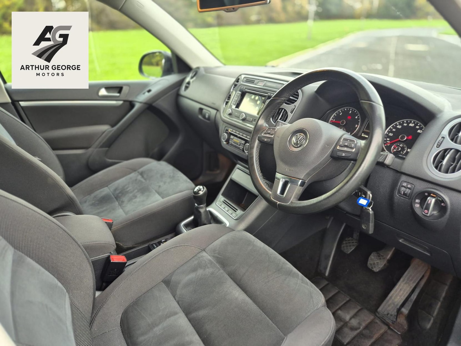 Used Volkswagen Tiguan 2015 for sale - 76557322: Photo 3