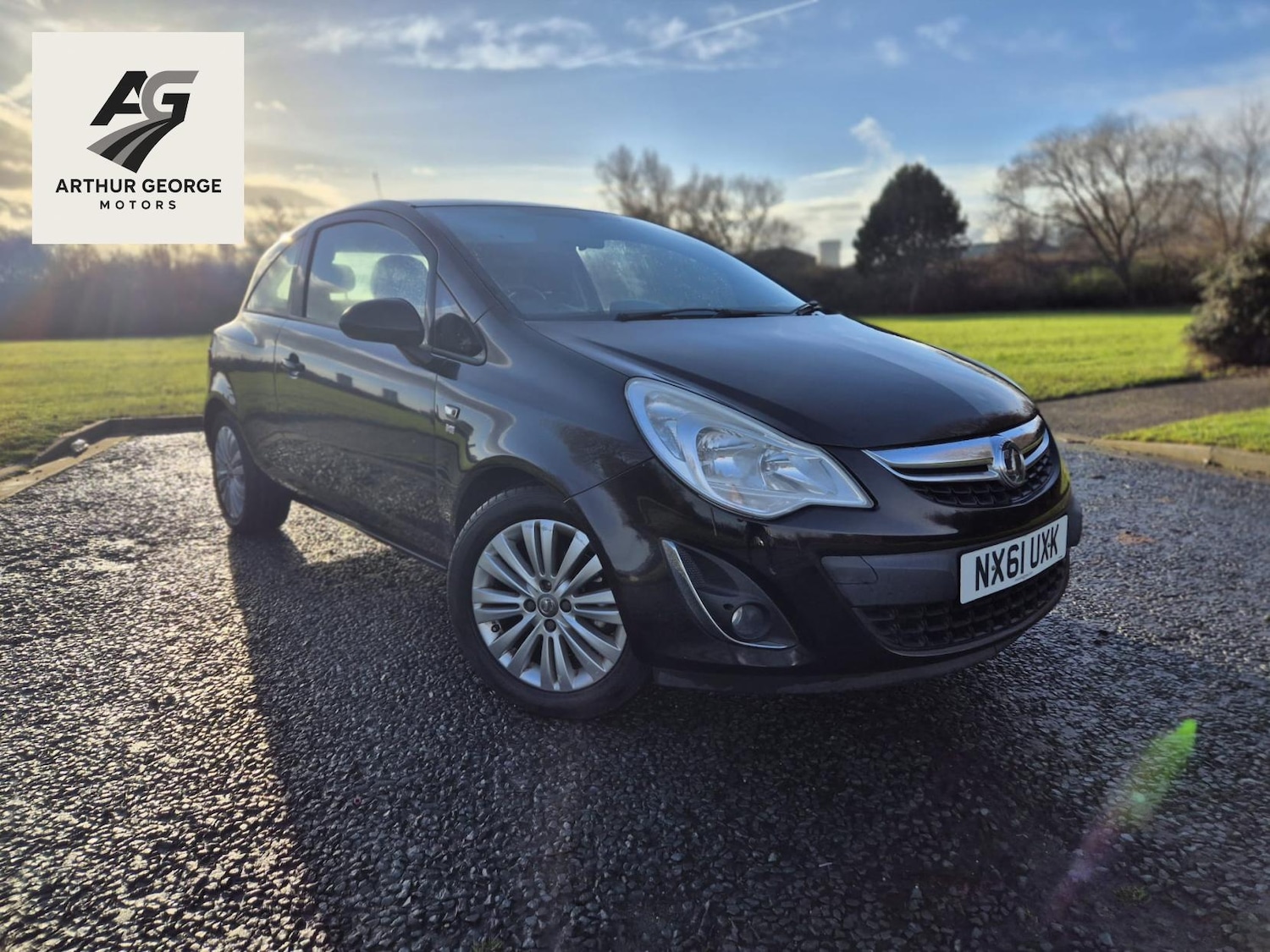 Used Vauxhall Corsa 2011 for sale - 77201711: Photo 3