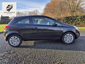 Used Vauxhall Corsa 2011 for sale - 77201711: Photo