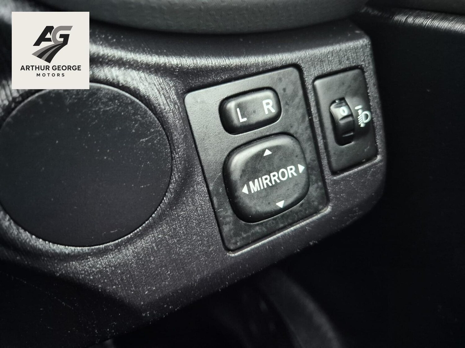 Used Toyota Yaris 2013 for sale - 77508937: Photo 28