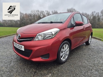 Used Toyota Yaris 2013 for sale - 77508937: Photo
