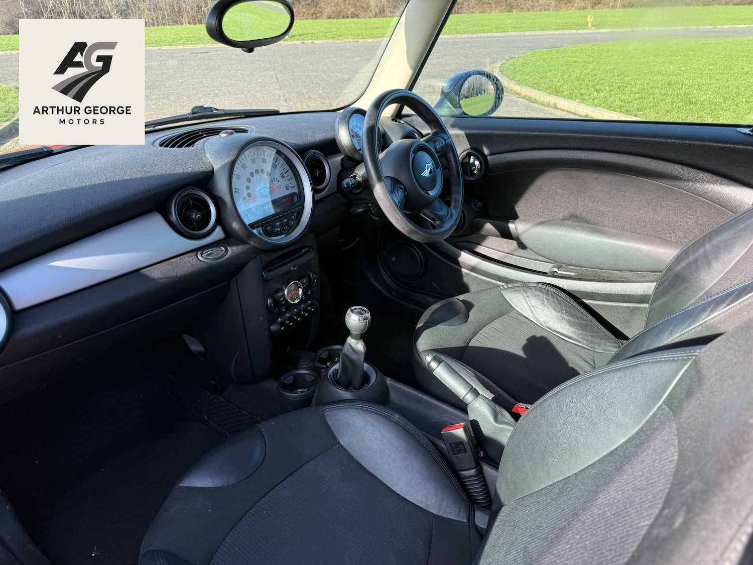 Used MINI Hatch 2011 for sale - 77556945: Photo 6