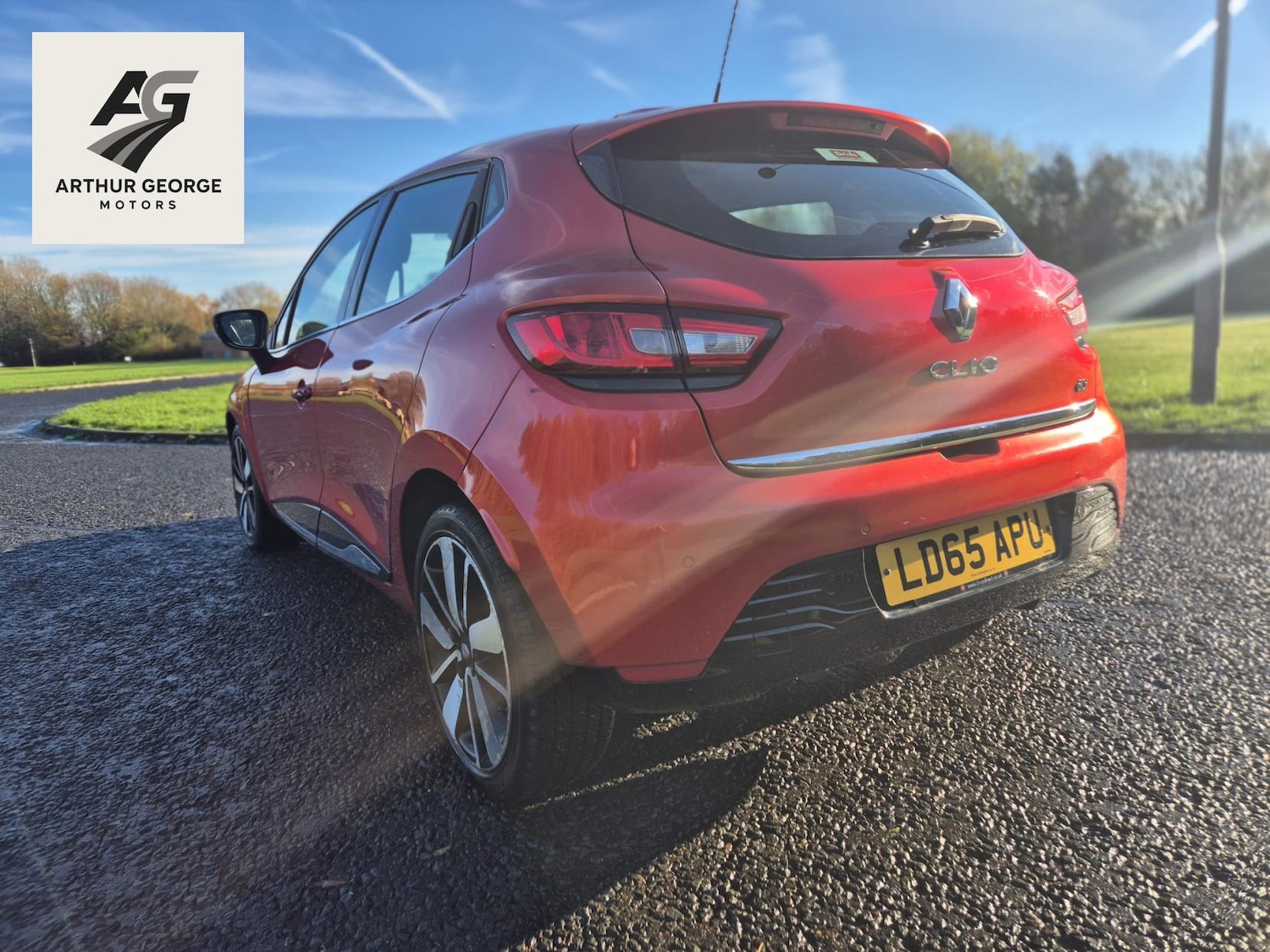Used Renault Clio 2015 for sale - 76643868: Photo 12