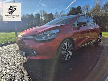 Used Renault Clio 2015 for sale - 76643868: Photo