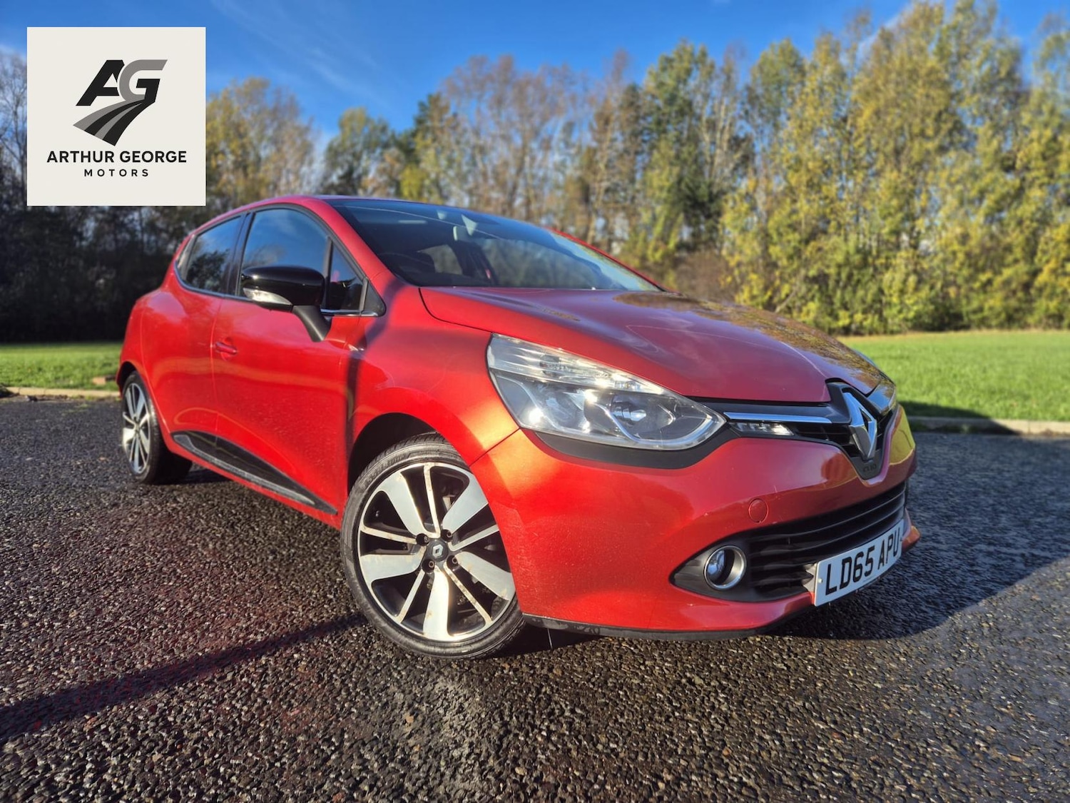 Used Renault Clio 2015 for sale - 76643868: Photo 7