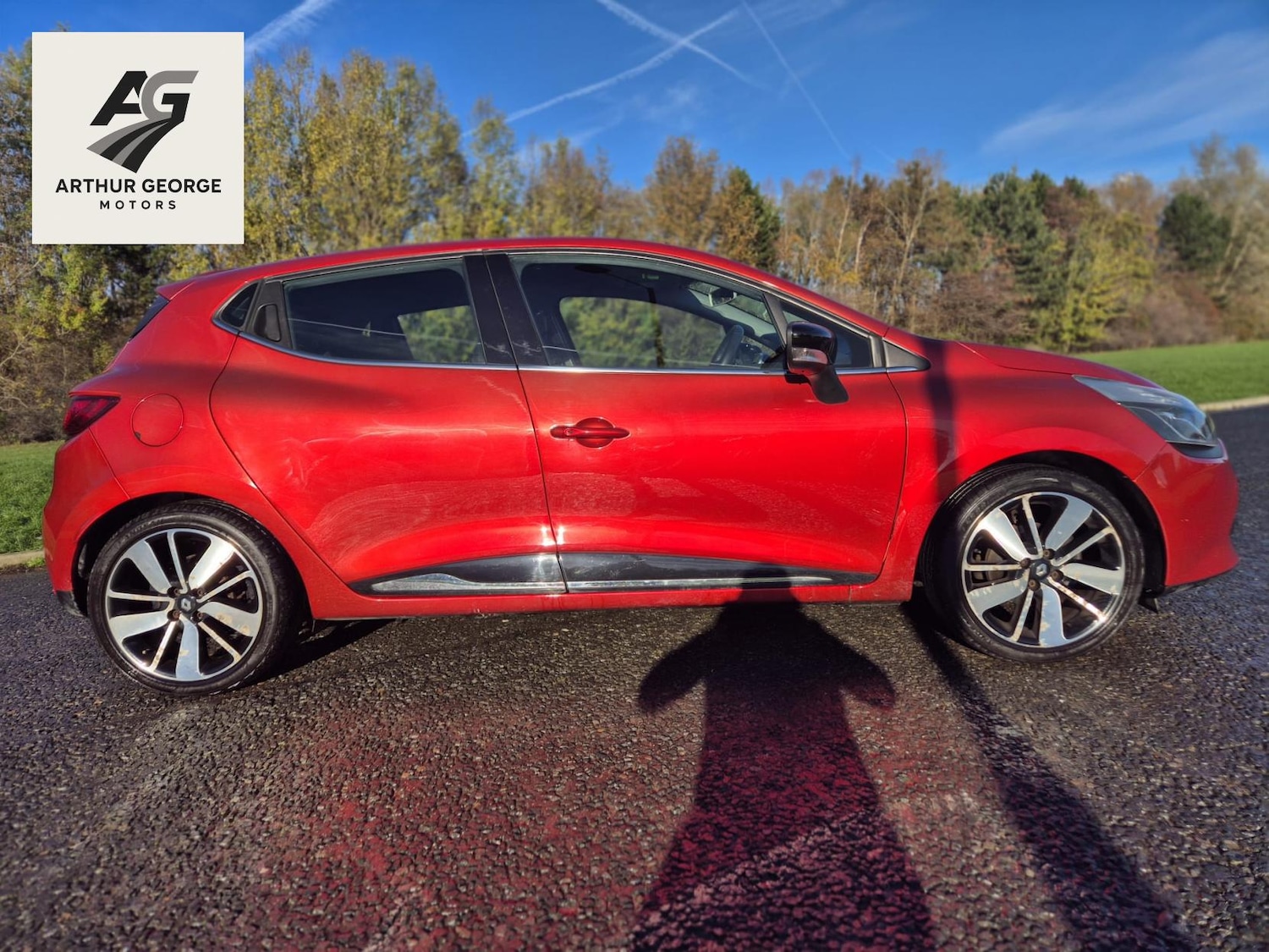 Used Renault Clio 2015 for sale - 76643868: Photo 8