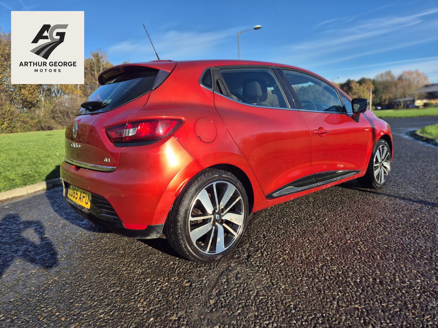 Used Renault Clio 2015 for sale - 76643868: Photo 9